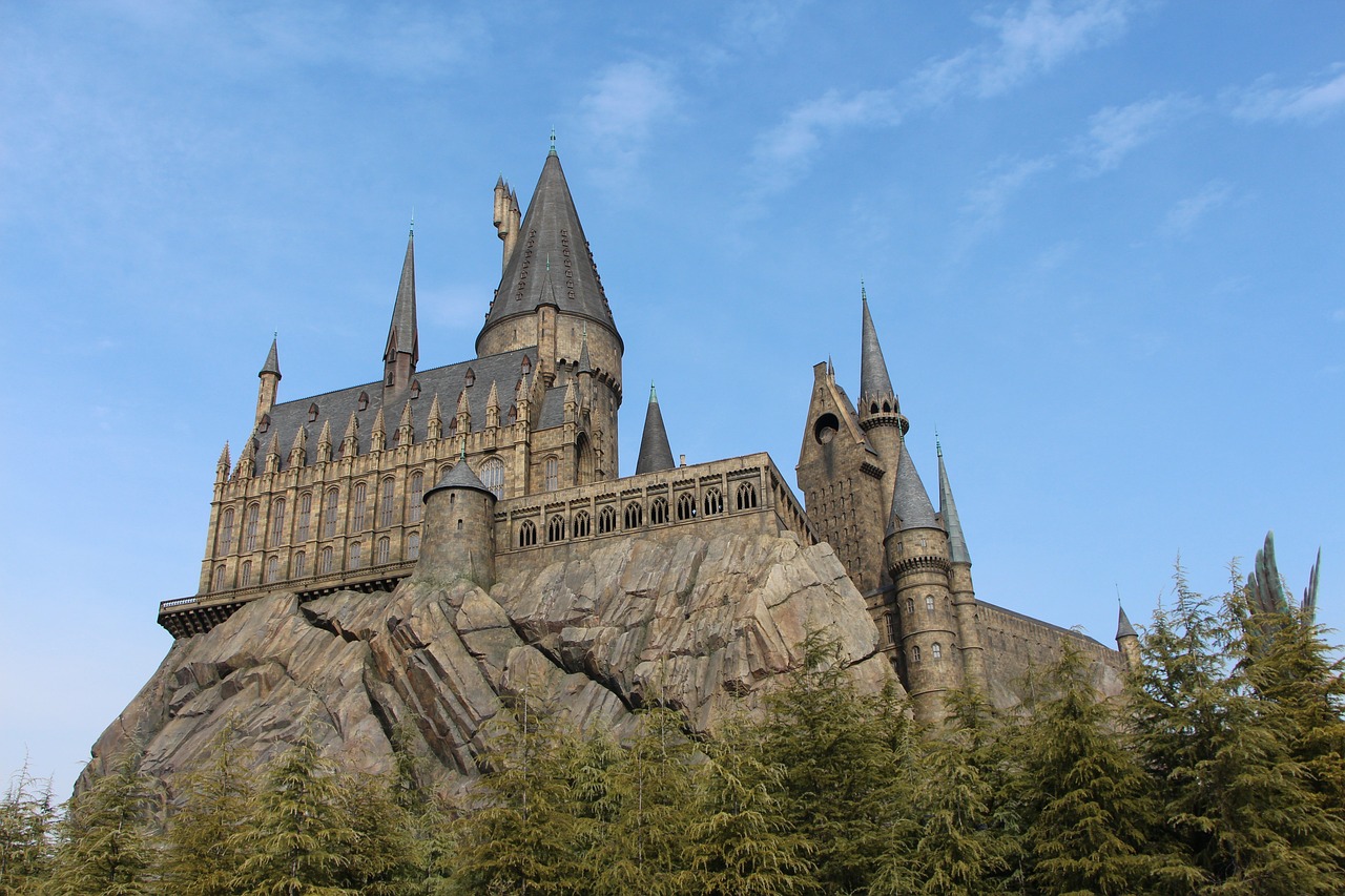 Harry Potter Drehorte » Entdecke magische Filmkulissen weltweit